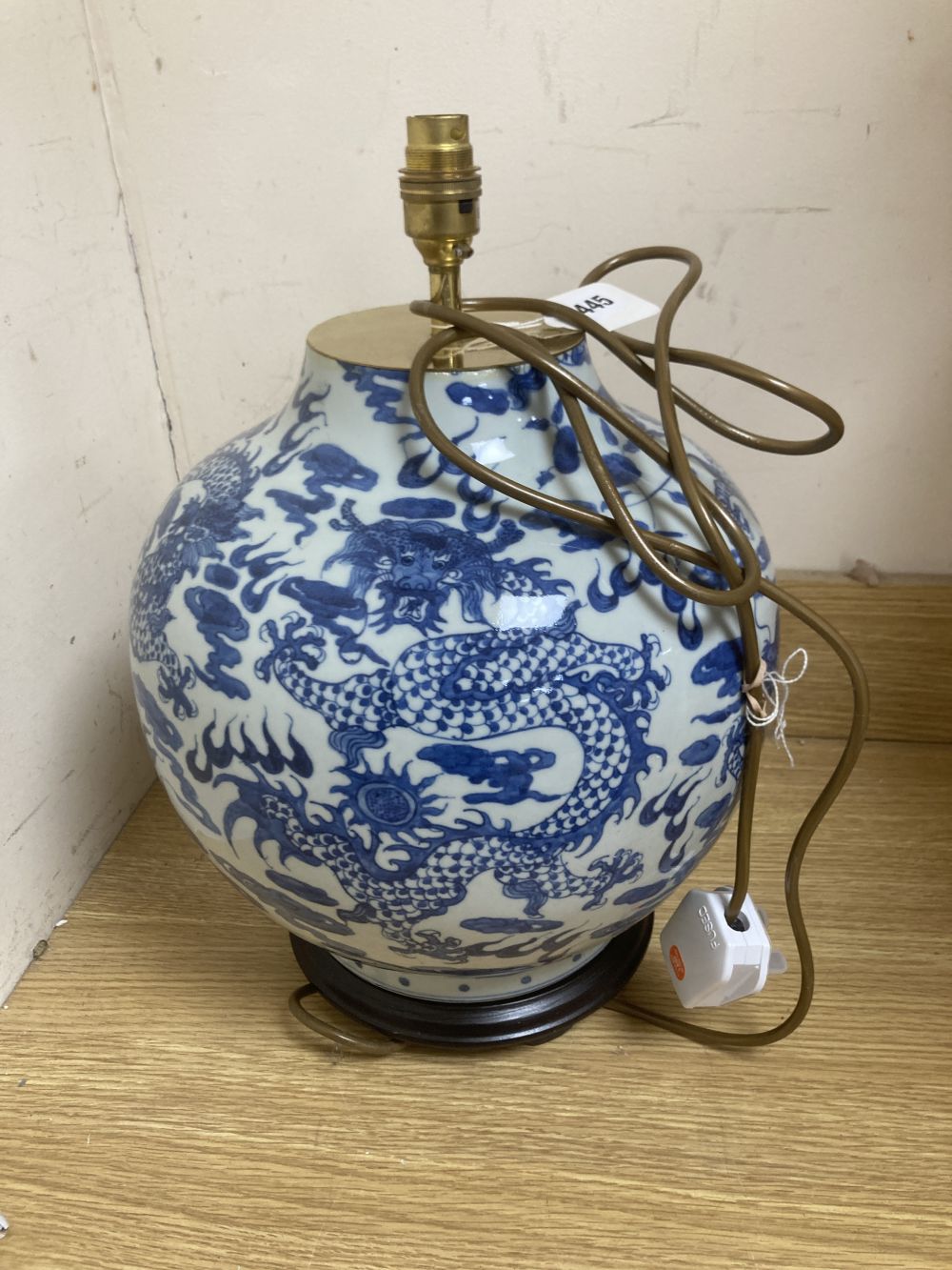 A Chinese blue and white lamp, 33cm excl. light fitting, a large Chinese dragon dish, 41cm and two Canton dishes